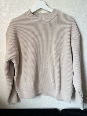 Zara Classic Crewneck Women’s Sweater - Cream
